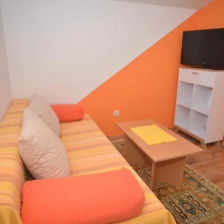 Baric דירה ביוגראד נה מורו