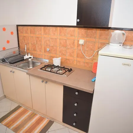 Baric דירה ביוגראד נה מורו