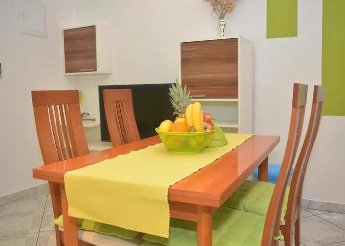 Baric Biograd Na Moru