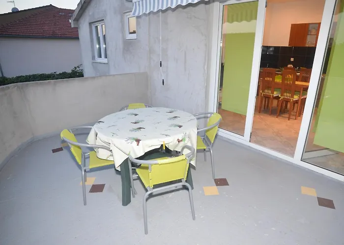 Baric Biograd Na Moru